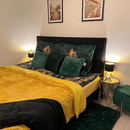 Comfort Zone Ostroda Villa Apartment B מראה חיצוני תמונה